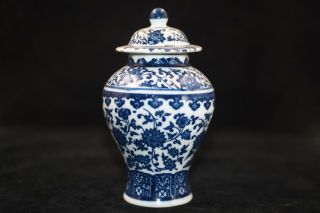 Chinese Antique Hand - Painted Blue And White Porcelain Vase Qianlong @3