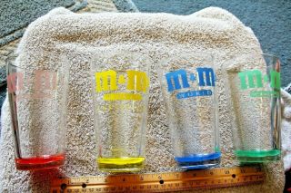 4 M&ms World Las Vegas Red Green Blue Yellow Logo Beer Drink Pint Glasses Rare
