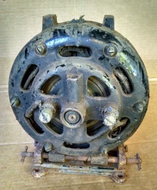 Antique Holtzer - Cabot Elec.  Co.  Motor Ca.  1900