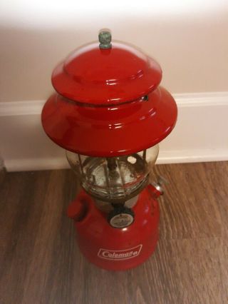 Vintage 1975 Coleman 200a Red Camping Lantern Single Mantle Pyrex Globe