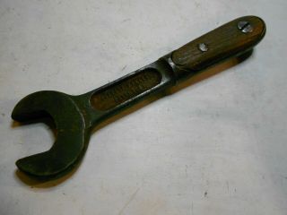 Antique The H.  D.  Smith & Co.  Perfect Handle Wrench Wood Sided 1 "