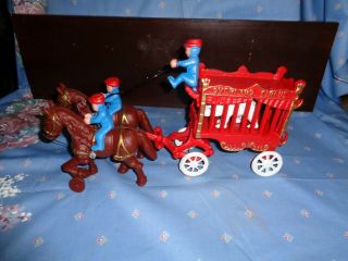 Rare Cast Iron Kenton Overland Circus Wagon& Cage - Polar Bear,  3 Drivers,  2 Horses