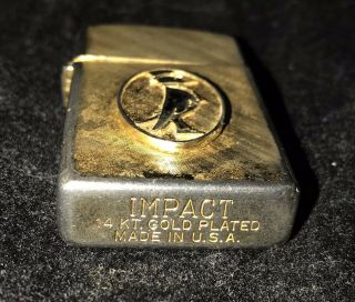 RARE Vintage Impact OLD CROW Liquor 14KT Gold Plated Made IN U.  S.  A.  Lighter 2