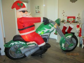 Hard Rare To Find 9 Ft.  Santa On Motorcycle Chopper Lighted Airblown Inflatable