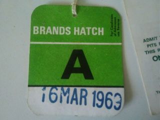 BRANDS HATCH 16 March 1969 RACE OF CHAMPIONS 2 x Rare Pit Passes Badges Tickets 2