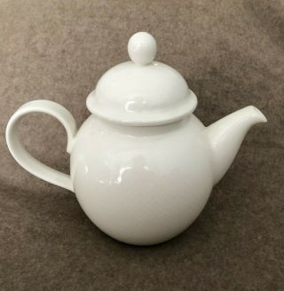 Rare Villeroy & Boch Tipo White Small Coffee Pot.  German Porcelain