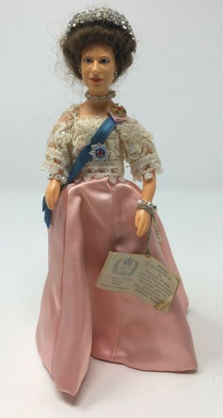 Vintage Made In England Queen Elizabeth Ii Peggy Nisbet Doll Arms Loose