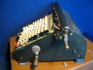 Vintage Monroe High Speed Adding Calculator No.  1 in case w/key (no cord) 3