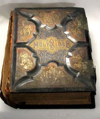 Large Antique 1892 Gately Holy Bible Embossed Leather W/ 2 Clasps 2000 Illust