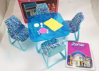 Vintage 1978 Mattel Barbie Dream House Dining Room Table Chairs Furniture