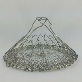 Vintage Farm Wire Mesh Collapsible Egg Gathering Basket Rustic B1