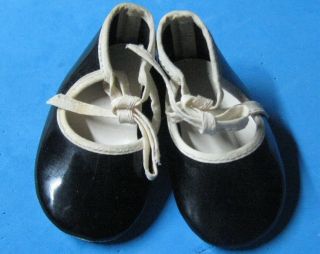 Vintage Black Patten Shoes For Large Doll - 1970 