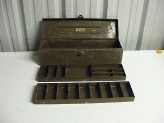 Rare Antique Vintage Hobart Spillproof Fishing Lure Tackle Box 2 Tray Lure Bins