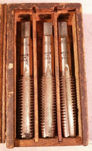 Greenfield Tap & Die Gtd 3 Antique Drill Bits In Wood Primitive Case Box Vtg