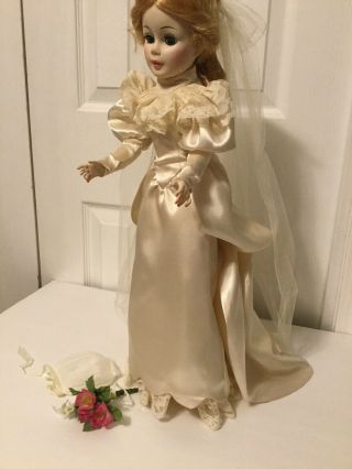 Vntg - Ivory Bride Doll Dress For 20” - 21” Doll - Vail - Bouquet 6” Waist - Quality Made