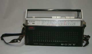 Vintage Sony 12 Transistor Radio Tfm - 117wb Fm/sw/mw With Rare Leather Case