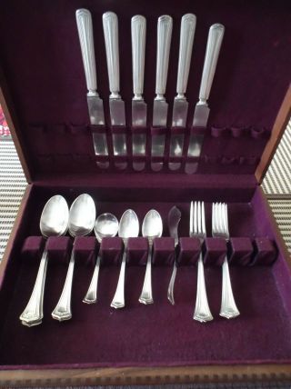 Wm.  A Rogers A1.  Silver Plate 26 Pc.  Svc.  For 6 " Revere " C.  1905