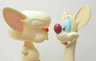 Pinky And The Brain W.  B.  Store Rare Toy Pvc Figure 10 & 6 Inches Tall 1996 Set