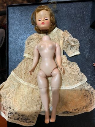 Vintage 1950s Madame Alexander " Mme Alexander " 9 " Cissette Doll Rare