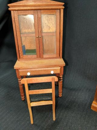 Vintage Shackman Dollhouse Furniture Desk with chair and books & corner cabinet 2
