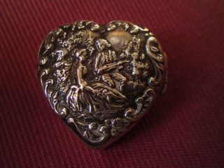 Gourdel Vales & Co Antique Silver Heart Shaped Snuff / Pill Box Birmingham 1902
