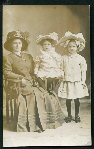 RPPC TWO DARLING GIRLS & MOM w FANTASTIC HATS ANTIQUE REAL PHOTO POSTCARD c1910 2