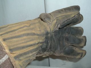 Vintage 30s - 40s - 50s? Leather Hockey Gloves RARE Sausage Fingers 3