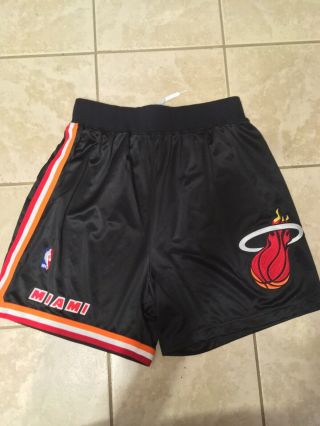 100 Authentic Nba Miami Heat Vintage Nike Shorts Size 42 Xl Xxl Mens Rare