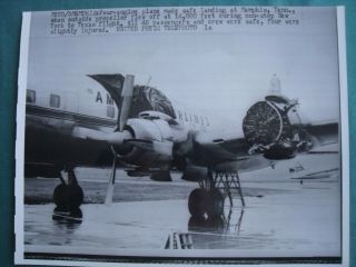 Rare United Press Aircraft Photo Of American Airlines Dc - 7 Accident March 1957