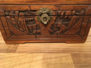 ANTIQUE VINTAGE CHINESE HAND CARVED WOOD - WOODEN JEWELLERY BOX 2