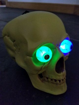 Rare Halloween Hanging Animated Skull/skeleton Head Eyes Light Up/colors Change