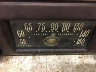 ANTIQUE BAKELITE 1946 GENERAL ELECTRIC 202 ART DECO TUBE VINTAGE RADIO 2