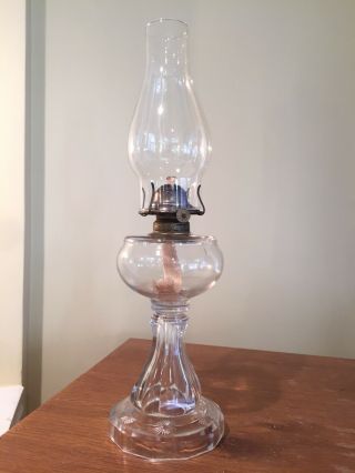 Antique Kerosene/oil Lamp W/ Clear Glass Hurricane Shade (star Pedestal Base)