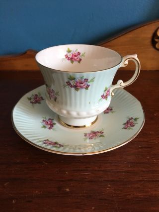 Elizabethan Fine Bone China England Tea Cup And Saucer Floral