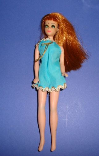 Vintage Dawn Doll Glori In Second Year Blue Mini Dress Auburn Hair Green Eyes