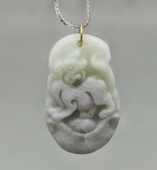 Vintage Chinese Carved Jade Stone Pendant Of A Dog Sterling Silver Necklace