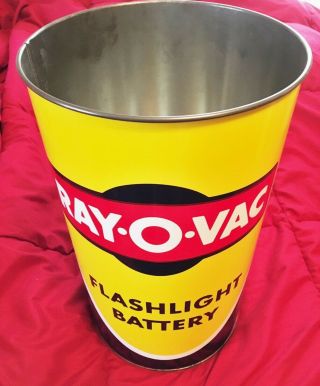 Rare Vintage Ray - O - Vac Flashlight Battery Trash Can