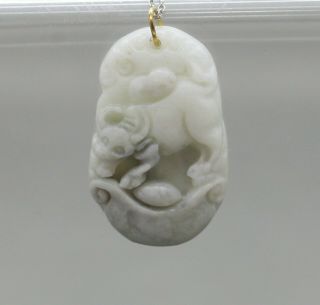 Vintage Chinese Carved Jade Stone Pendant Of A Bull Sterling Silver Necklace