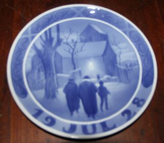 Rare 1928 Royal Copenhagen Christmas Plate Family On Way To Church Exc 1st