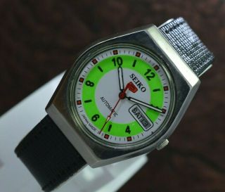 Vintage Seiko 5 Day Date 17 Jewels Automatic 6309 Movement Wrist Watch 2