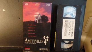 Amityville 4 The Evil Escapes (vhs 1989) Rare