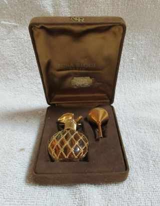 Vintage Rare Nina Ricci Perfume Bottle W/rose Funnel And Case 3/4 Full