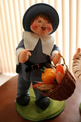 Vintage Annalee Thanksgiving Pilgrim Figurines (Set of Two) - 12 inches,  1993 3