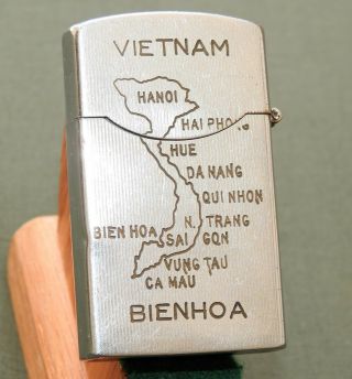 Us Vietnam Bien Hoa Woman,  Map Engraved Souvenir Lighter Exc Vtg Rare