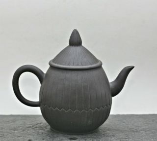Vintage Chinese Handmade Yixing Zisha Functional Ceramic Teapot Signed C1970s