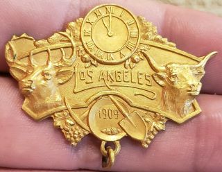 Rare Vintage 1909 Los Angeles Bpoe Elks Gold Mining Bull Medal Badge Topper Pin