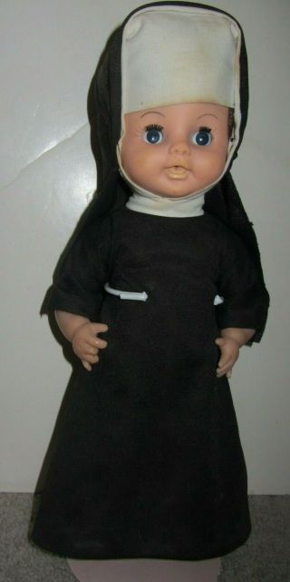 14 1/2 " Vintage Vinyl Doll Dressed As A Nun