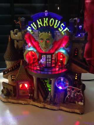 Lemax Spooky Town Funhouse 65344 Retired Rare Halloween Village