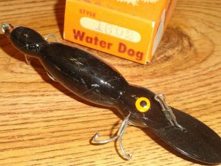VINTAGE FISHING LURE WOODEN BOMBER BAIT CO.  WATERDOG 1602 BLACK W/BOX AND PAPER 3