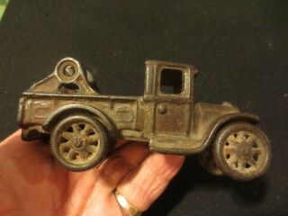 Arcade Cast Iron Tow Truck / Wrecker Or Restoration Antique